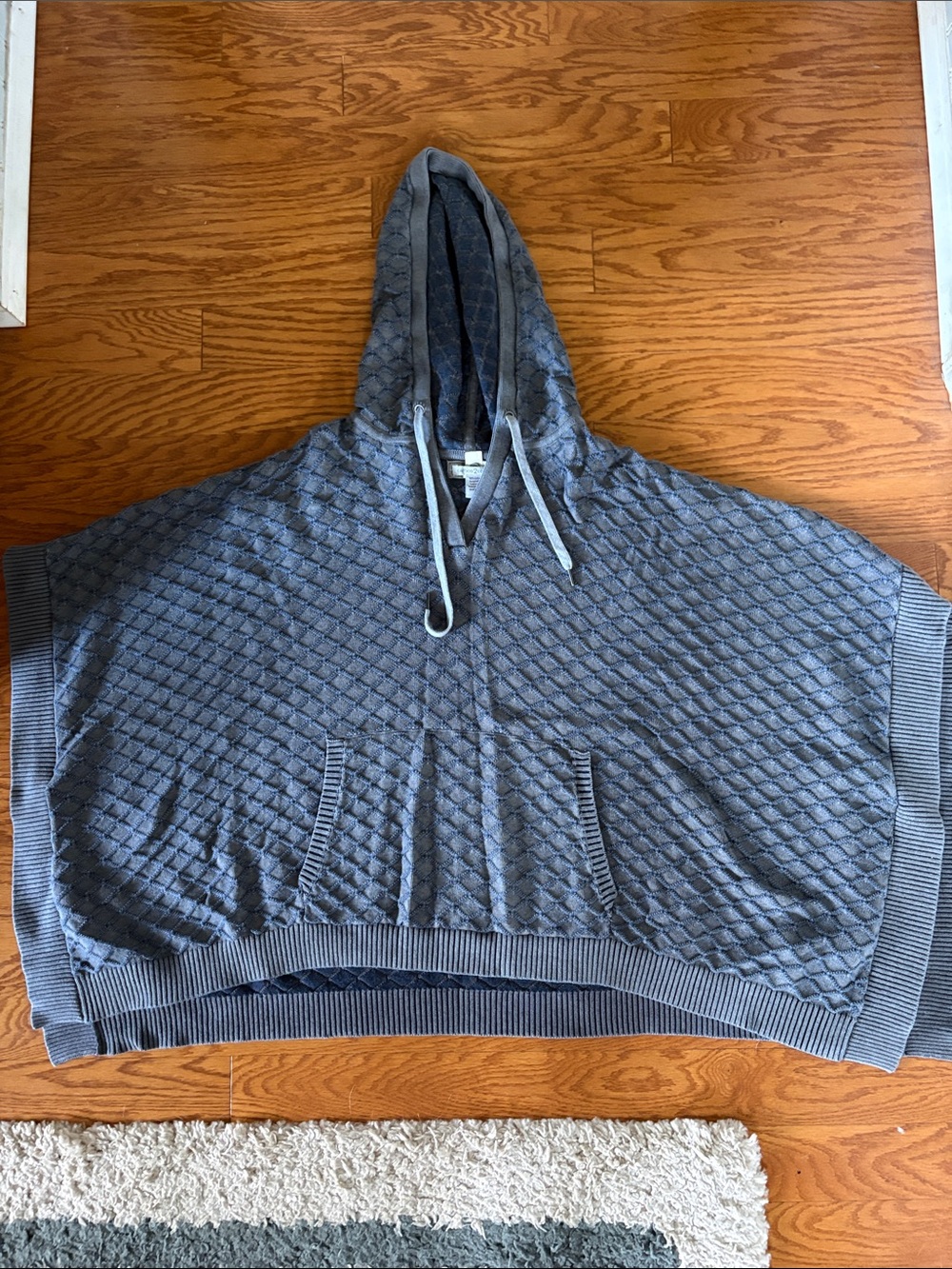 Women's Gray Quilted Hooded Poncho Sweatshirt